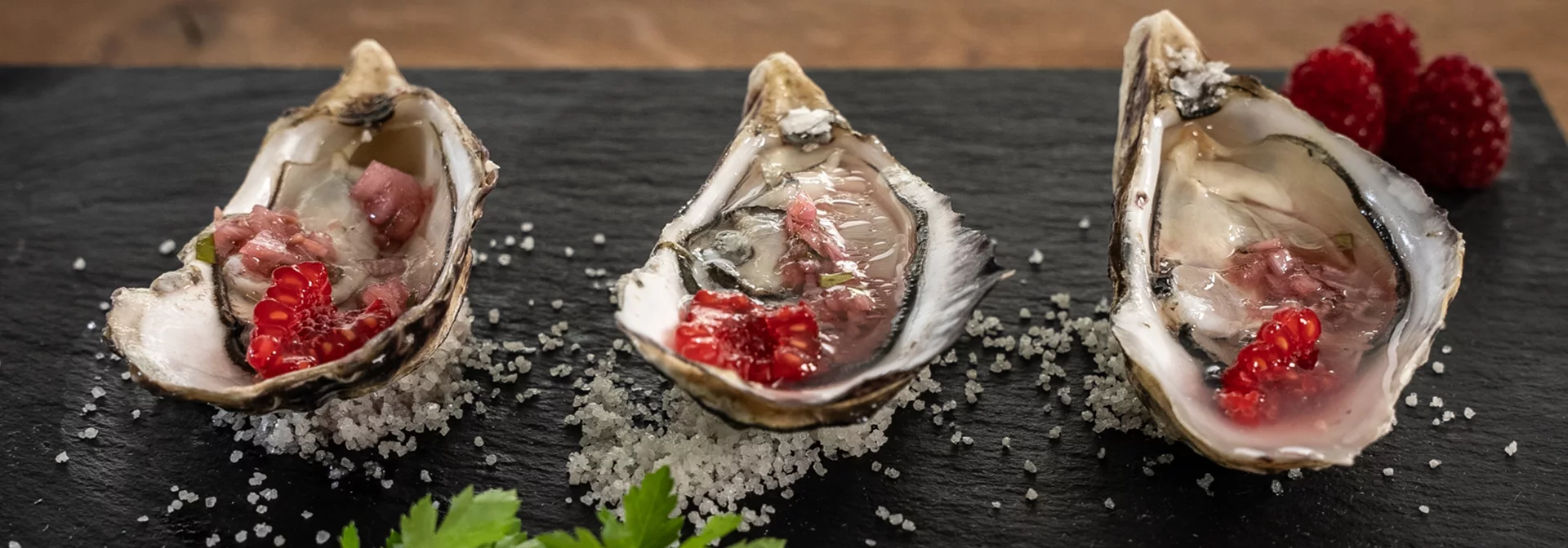 Recette : Huîtres aux framboises et échalotes